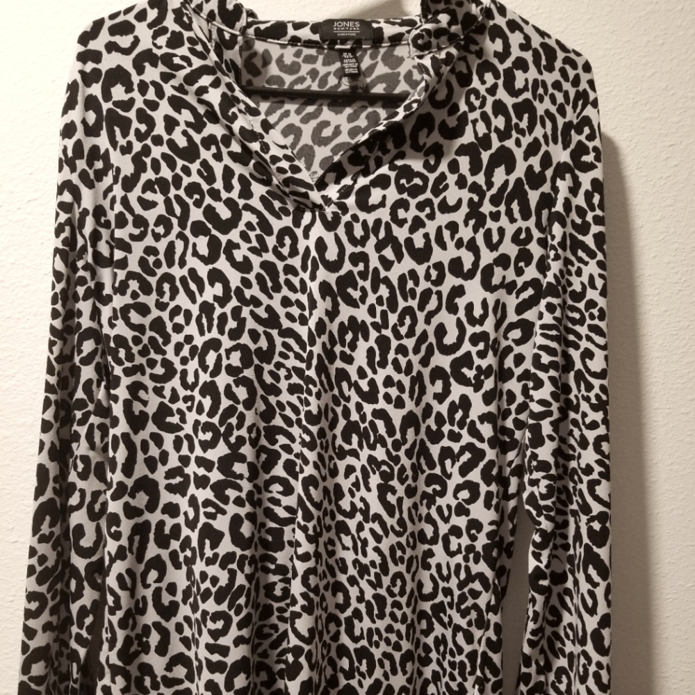 Jones New York Blouse